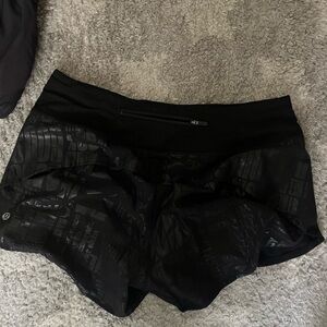Black lululemon logo hotty hot shorts